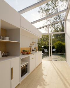 Cocina con vistas: tu terraza acristalada como protagonista Cocina con vistas: tu terraza acristalada como protagonista